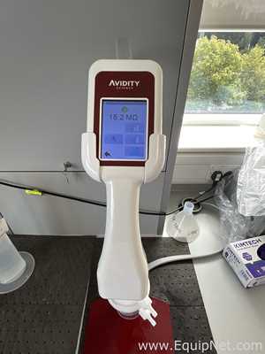 Sistema de Purificación y Destilación de Agua Avidity Science Duo-R