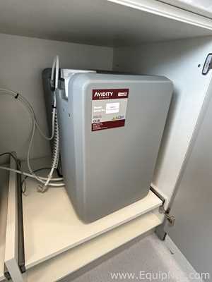 Sistema de Purificación y Destilación de Agua Avidity Science Duo-R