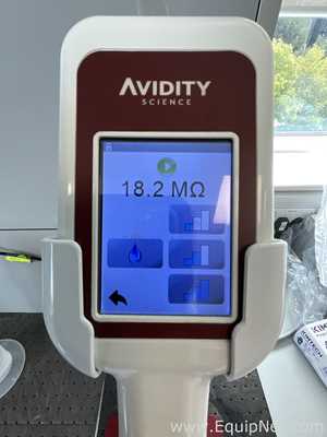 Sistema de Purificación y Destilación de Agua Avidity Science Duo-R