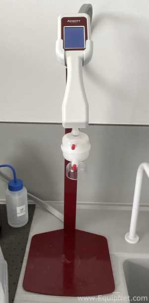 Avidity Science Duo-R Laboratory Purified Water Generation Storage and Dispensing System