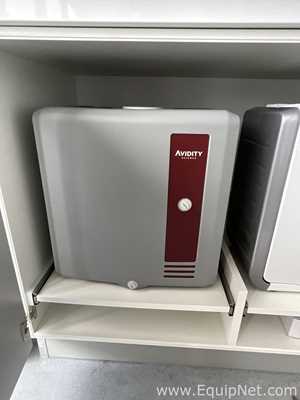 Avidity Science Duo-R Laboratory Purified Water Generation Storage and Dispensing System