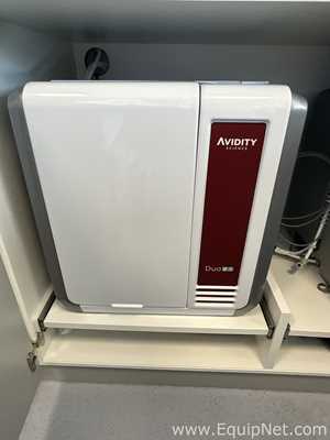 Avidity Science Duo-R Laboratory Purified Water Generation Storage and Dispensing System