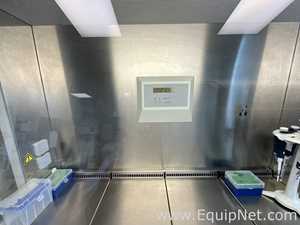 Thermo Scientific Herasafe KS 12 Bench Top Class II Biological Safety Cabinet