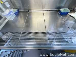 Thermo Scientific Herasafe KS 12 Bench Top Class II Biological Safety Cabinet