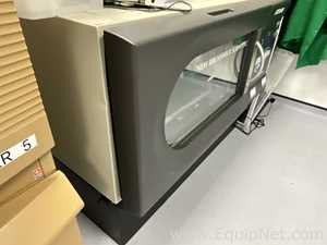 New Brunswick Innova 44 Laboratory Incubator Shaker