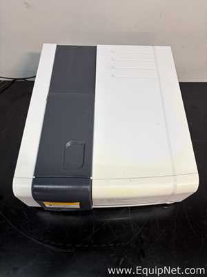 Agilent G6860A Cary 60 UV Vis Spectrophotometer with SoloVPE Spectroscopy