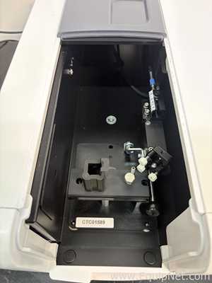 Agilent G6860A Cary 60 UV Vis Spectrophotometer with SoloVPE Spectroscopy