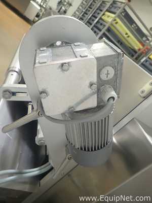 Variovac Rotarius Tray Sealer