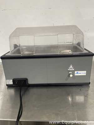 Lote de 2 Baño María / Circulador Polyscience WBE20