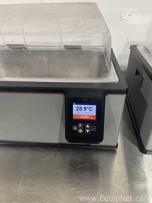 Lote de 2 Baño María / Circulador Polyscience WBE20