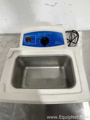 Banho Maria e Circulador Emerson M2800