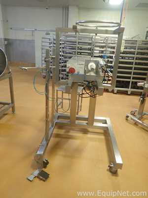 Hunter Filling Systems Series 300 Volumetric Filler
