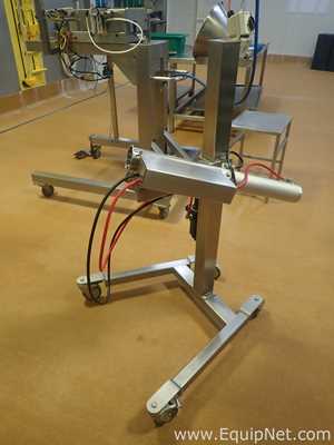 Hunter Filling Systems Series 300 Volumetric Filler