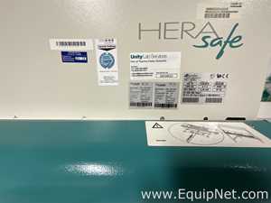 Kendro Herasafe KS18 Fume Hood