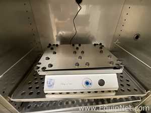 Kendro Laboratory Products B 6120 Labatory Incubator with ELMI Sky Line