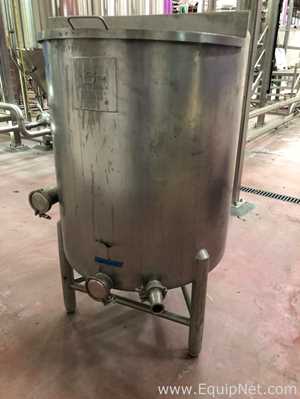 Unused 75 Gallon Stainless Steel Tank With Top Cover