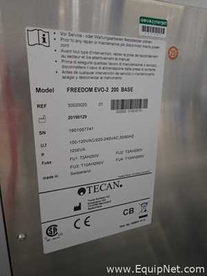 Tecan Freedom Evo-2 100 Base Liquid Handler with 96 MCA Head