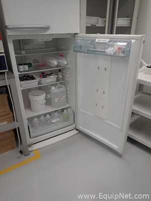Bosch Intelligent Frostfree 44 Refrigerator