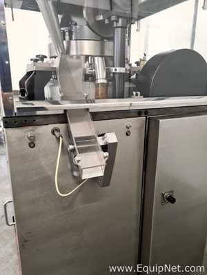 Manesty BB4 Tablet Press