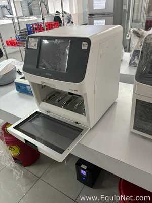 Sistema de Aislamiento de Acido Nucleico marca Zybio modelo EXM3000