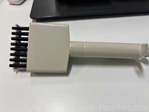 Micropipeta Multicanal Capacidad de 10 a 100 micro-litros marca EISCO modelo CH0585B 