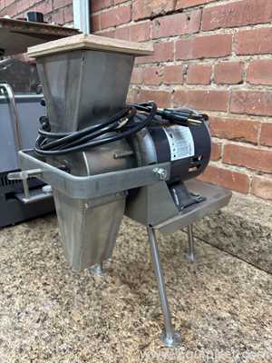 Humboldt Mfg H-4199 Soil Grinder