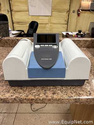 Espectrómetro Thermo Scientific Spectronic 200