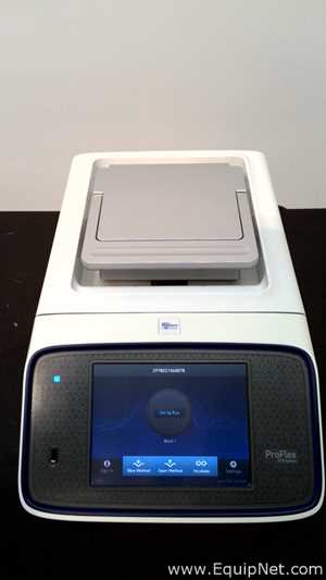 Applied Biosystems ProFlex Base PCR and Thermal Cycler with ProFlex 96-Well Sample Block