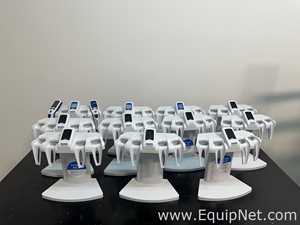 Lot Of 11 Mettler Toledo SmartStand SCS-B Pipettor Charging Stand With 2 Rainin E4 XLS Pipettors