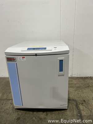 Centrífuga para Laboratórios Thermo Scientific 7406