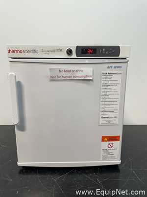 Congelador Thermo Scientific MF02PA-SAEE-TS