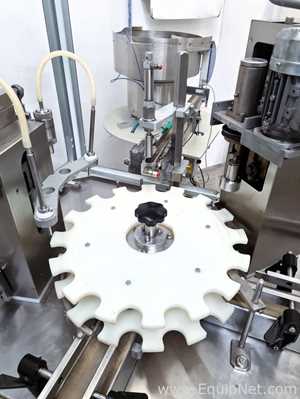 Combinação Envasadora-Tampadora Monobloco  Comas RF1000