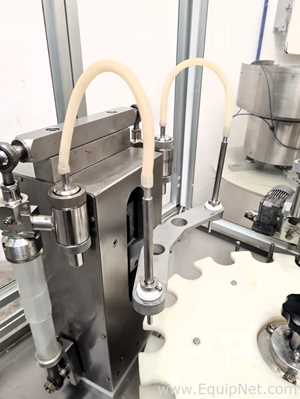 Combinação Envasadora-Tampadora Monobloco  Comas RF1000