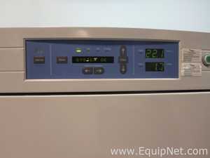 Incubadora Thermo Scientific 370