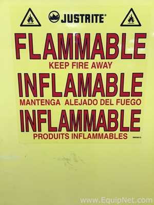 lote de  2 Armários de Armazenamento para Inflamáveis JustRite Requisitos de Ar 45 GALS