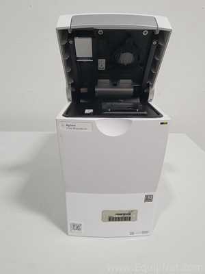 Agilent Technologies 2100 Bioanalyzer