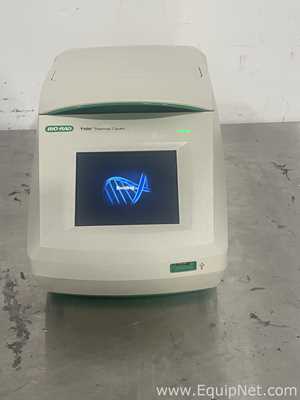 PCR und Thermocycler Bio-Rad T100