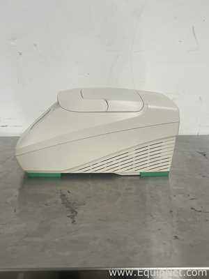PCR und Thermocycler Bio-Rad T100