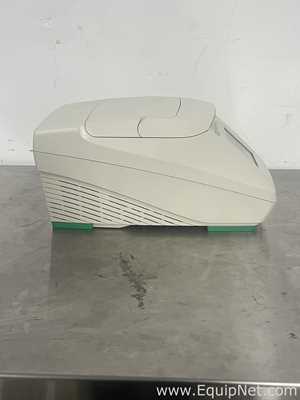 PCR und Thermocycler Bio-Rad T100