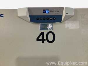 Congelador Panasonic MDF-U76VC-PA