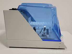 Incubadora Benchmark Scientific Incu-Shaker