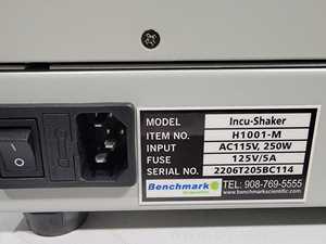 Incubadora Benchmark Scientific Incu-Shaker