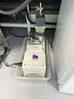 Gallenkamp OVA031.XX1.5 Laboratory Vacuum Oven with Edwards ELab2 Vacuum Pump