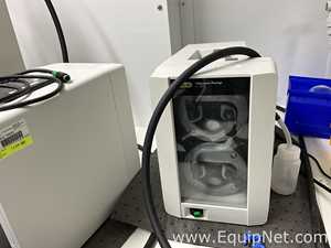 Buchi Labortechnik AG R-100 Evaporator With B-100 Heating Bath V-300 Vacuum Pump and I-100 Interface