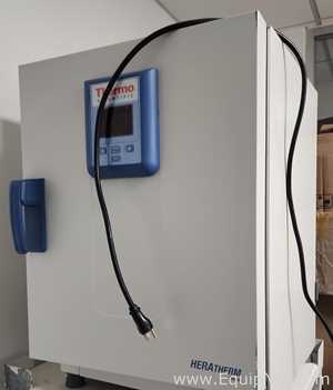 Thermo Scientific Heratherm OMS60 Lab Oven