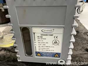 Vacuubrand RE 6W Vacuum Pump