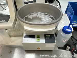 Buchi R-100 Rotary Evaporator with B-100 Heating Bath and V-300 Vacuum Pump