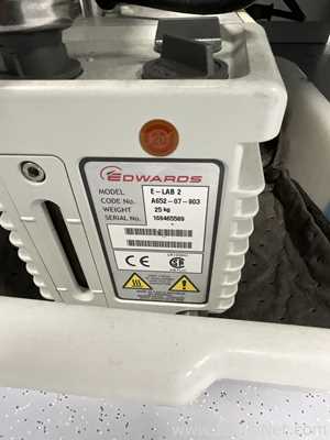 Gallenkamp OVA031.XX1.5 Laboratory Vacuum Oven with Edwards ELab2 Vacuum Pump