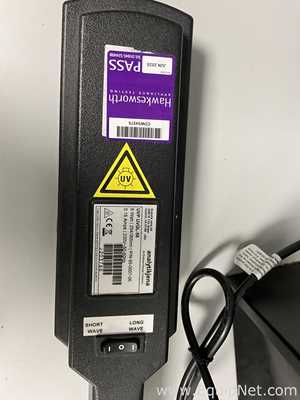 Analytik Jena UVP UVGL-58 Handheld UV Lamp With UVP Chromato-Vue Cabinet