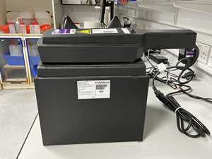 Analytik Jena UVP UVGL-58 Handheld UV Lamp With UVP Chromato-Vue Cabinet